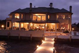 Spectacular Waterfront